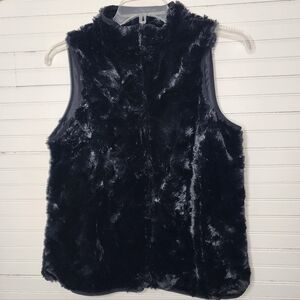 Laura Scott Black Faux Fur Zip Vest M